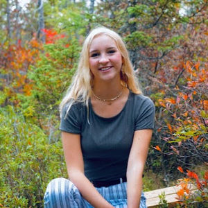 Meet your Posher, Isabelle